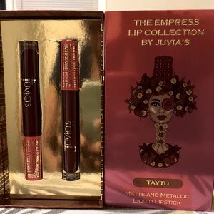 Juvia lip set